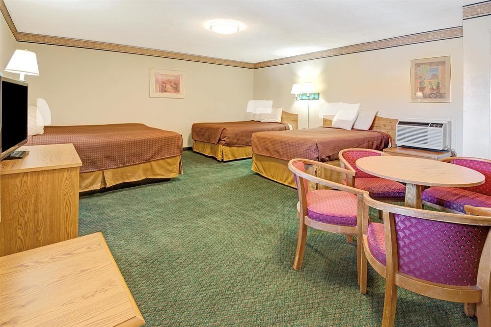 Rodeway Inn Albuquerque Downtown On Rt 66 מראה חיצוני תמונה